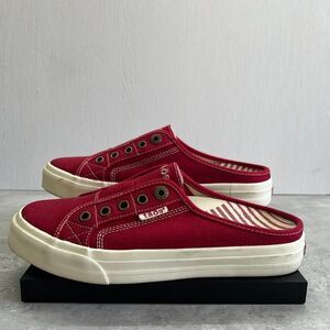 Taos EZ Soul Red Canvas Slip-On Flat Comfort Mule Sneaker Shoes Womens